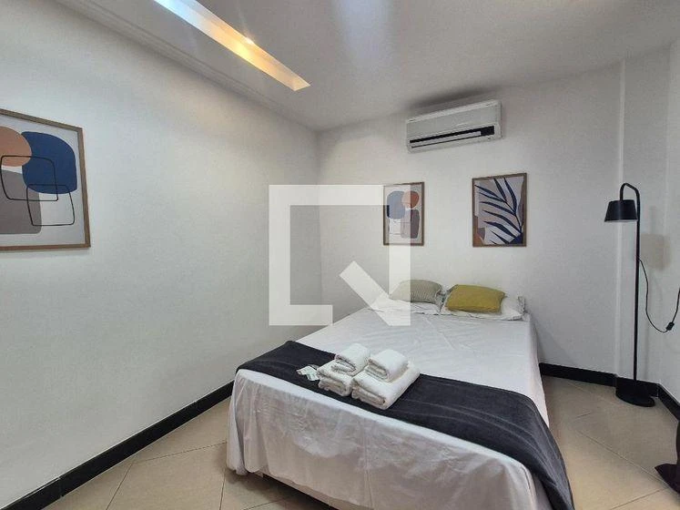 Furnished apartment, 180 m², with a glass-enclosed balcony — photo 6