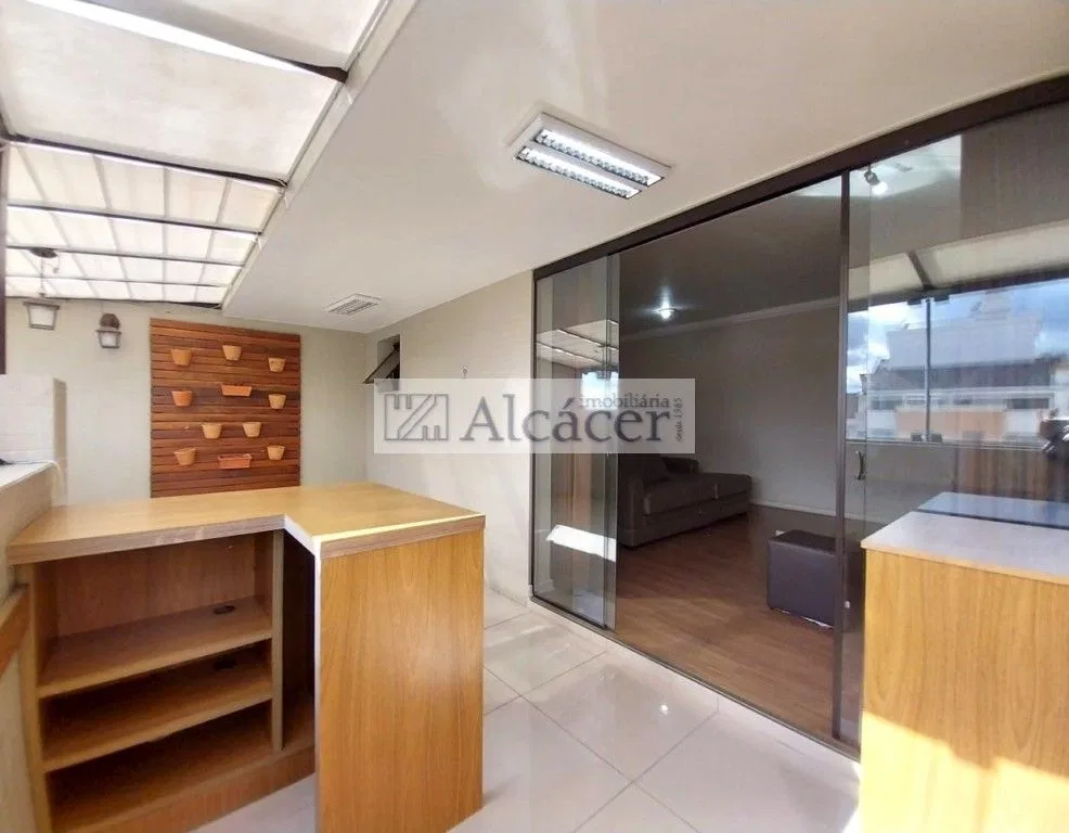 3-bedroom apartment in a building with a gym — photo 2