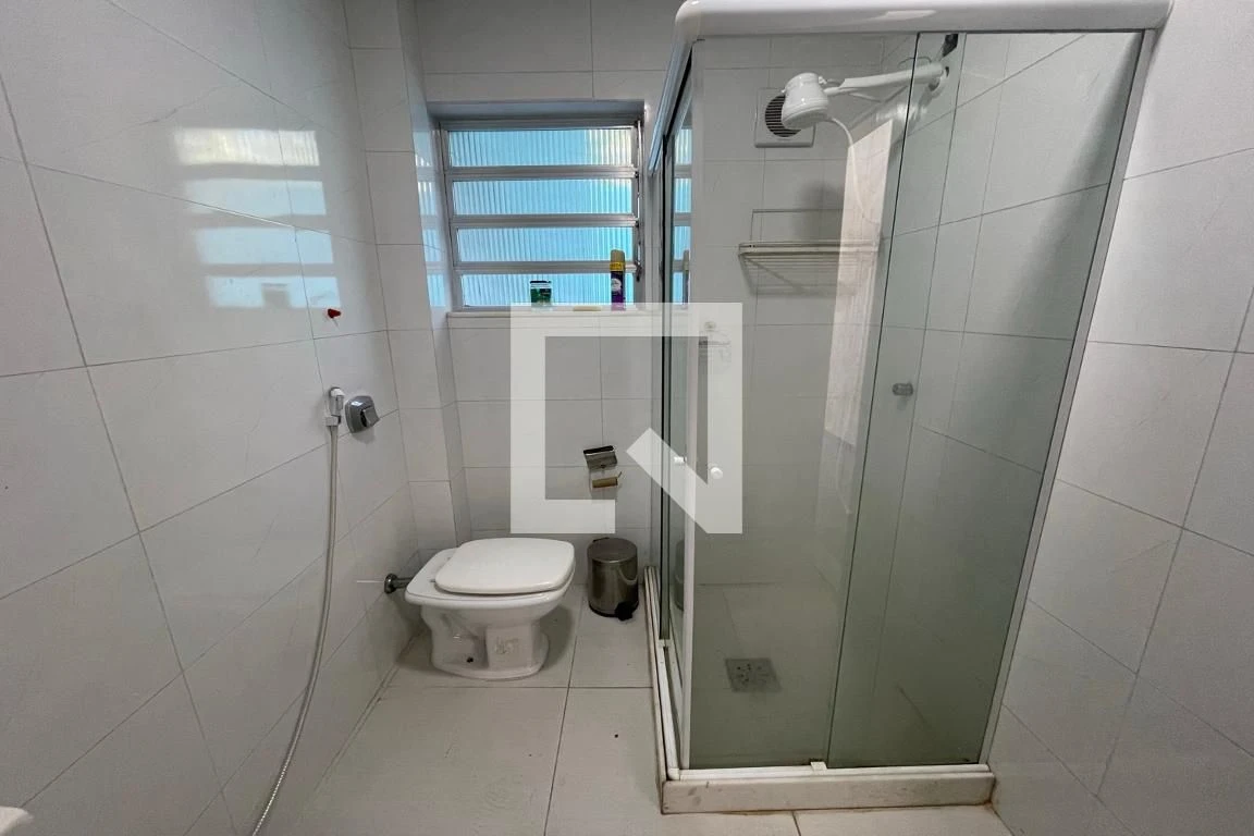 Casa para alugar com 4 quartos, varanda e quintal — photo 52
