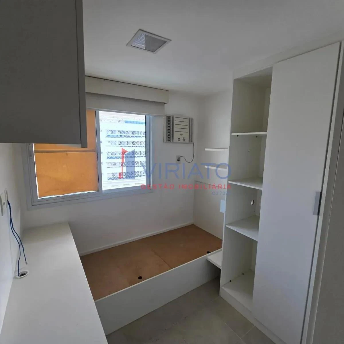 Apartment with 5 bedrooms and 2 bathrooms plus a balcony — photo 15