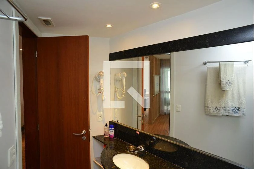 Rental apartment with 1 bedroom and 52 m² — photo 19