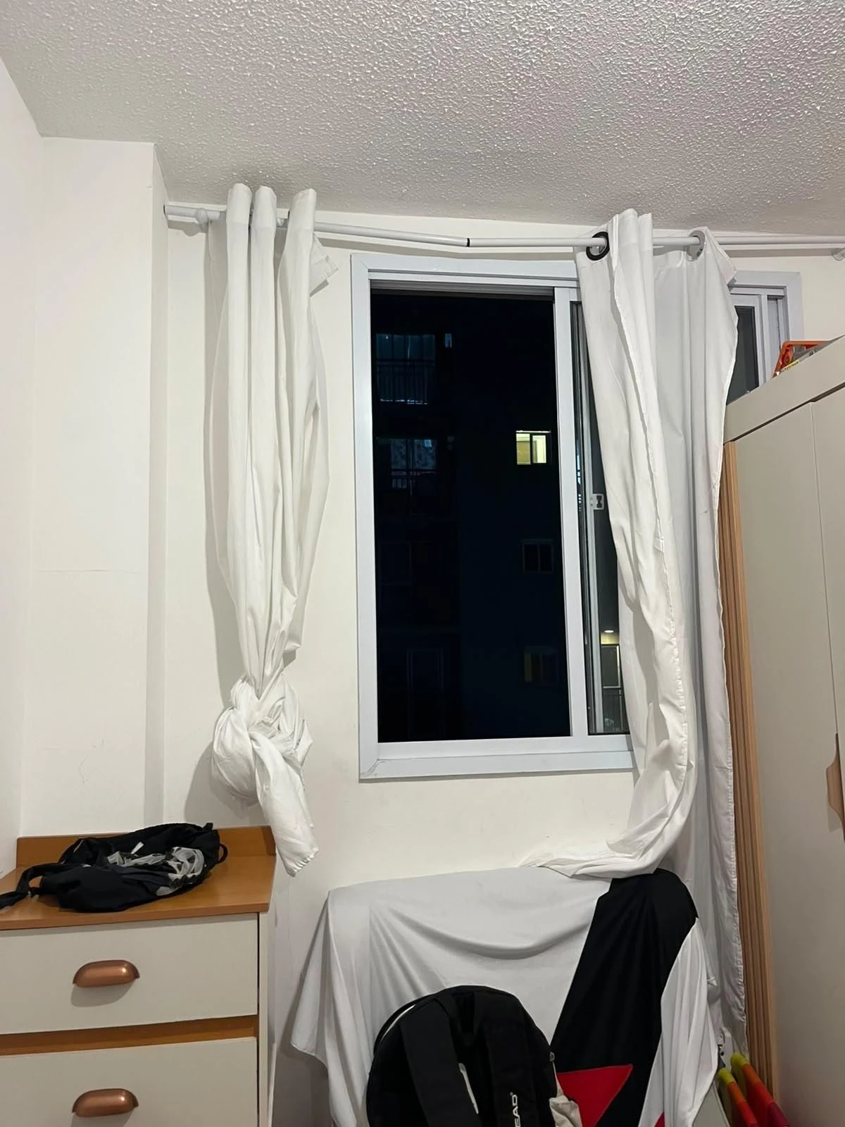 2-bedroom apartment in a building with a gym — photo 27