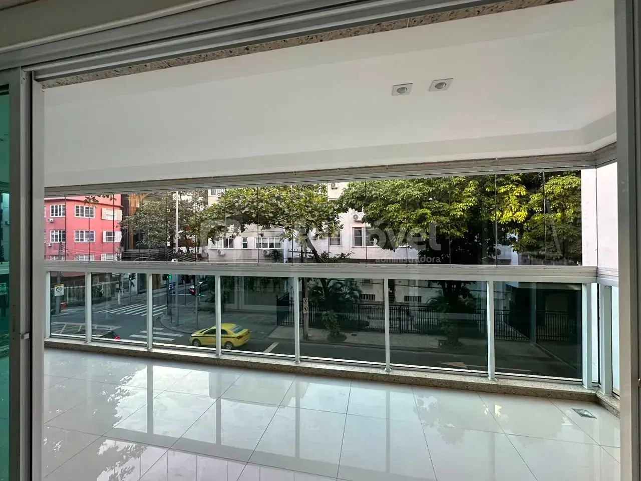 Apartamento para locação com 4 dormitórios e 5 banheiros — photo 8