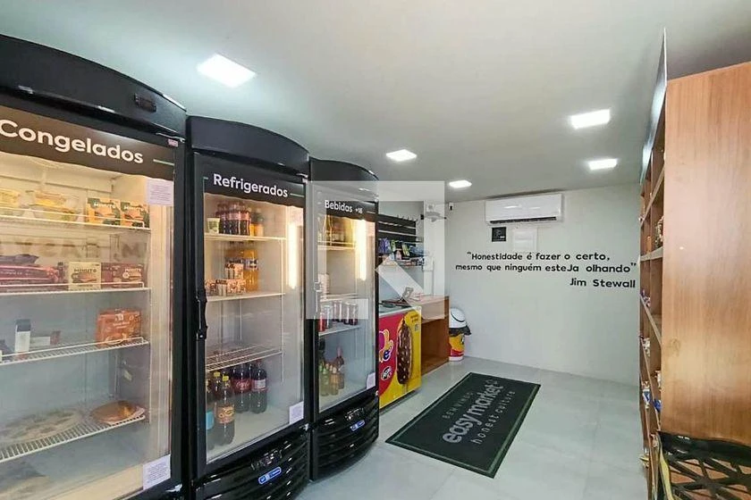 2-bedroom apartment in a building with a gym — photo 38