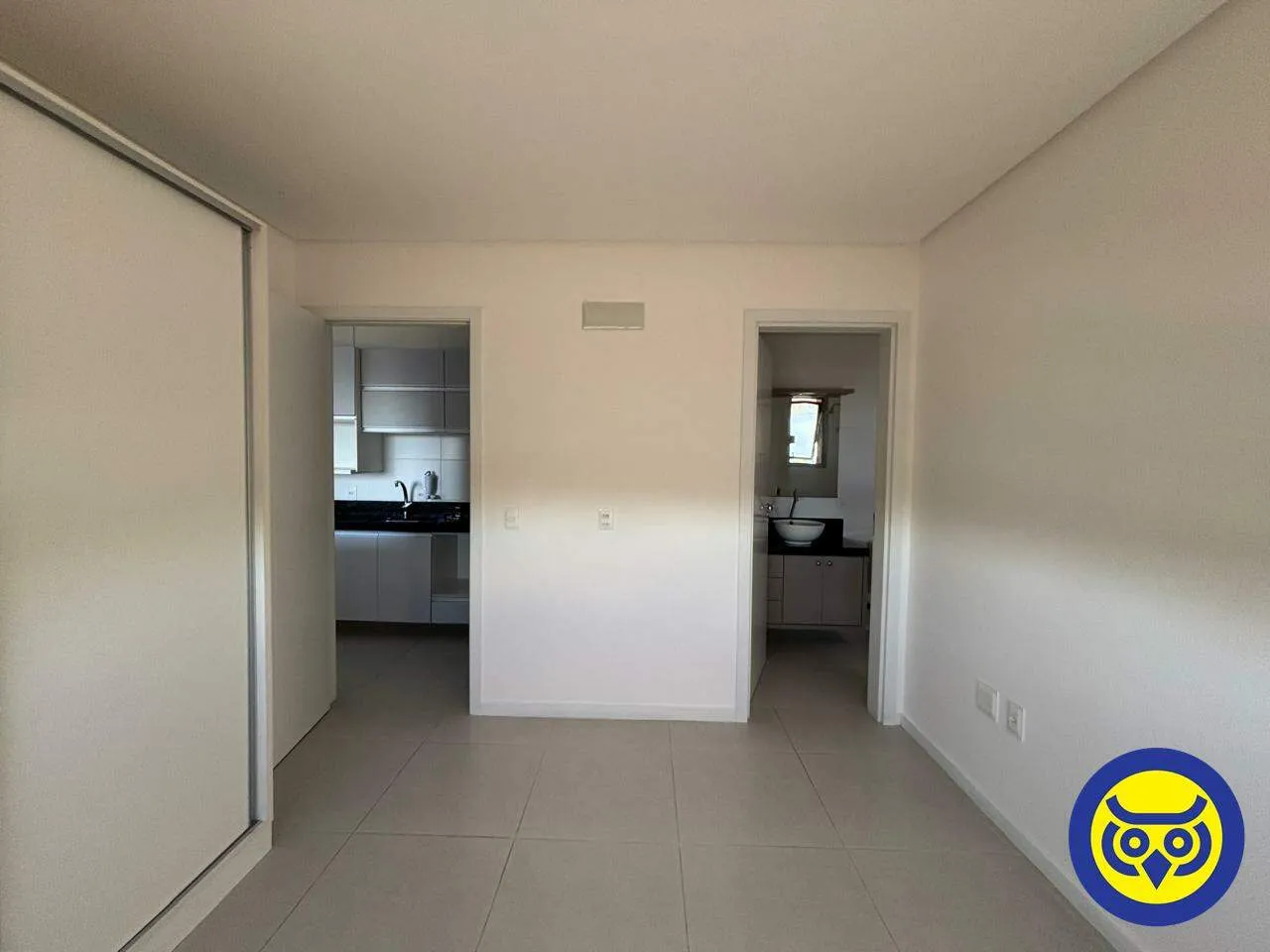 1-bedroom apartment with a suite and balcony with BBQ — photo 9