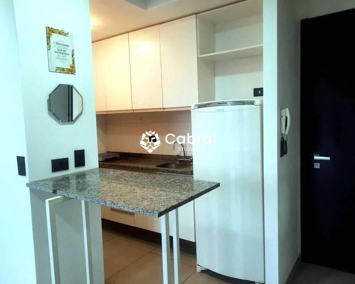 Balcony with a grill in a one-bedroom apartment, 35 m² — photo 6