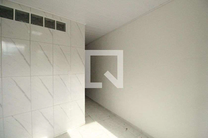 155 m² rental with 2 bedrooms and private garden — photo 4