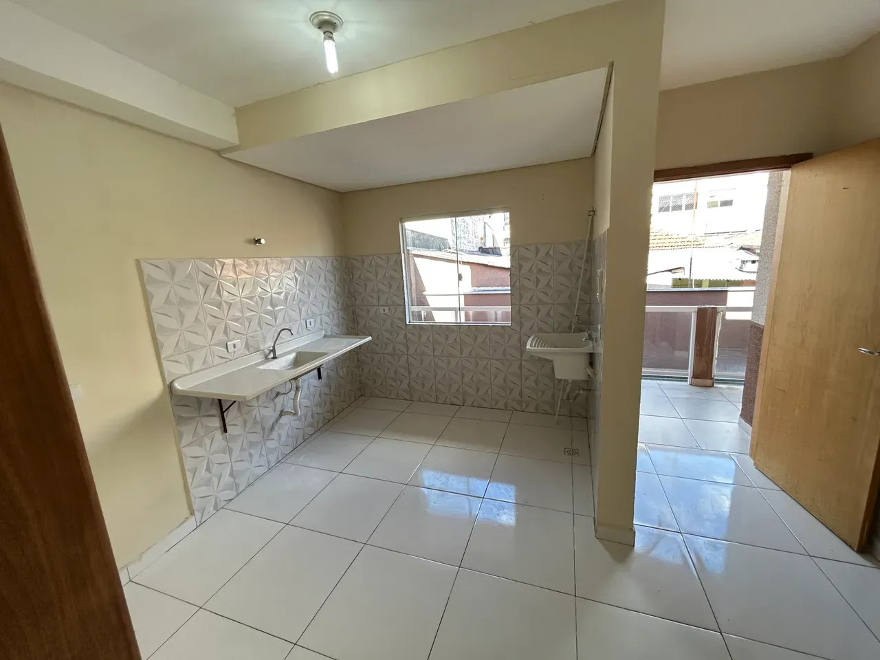 One-bedroom, 30 m² apartment in Curitiba — photo 2