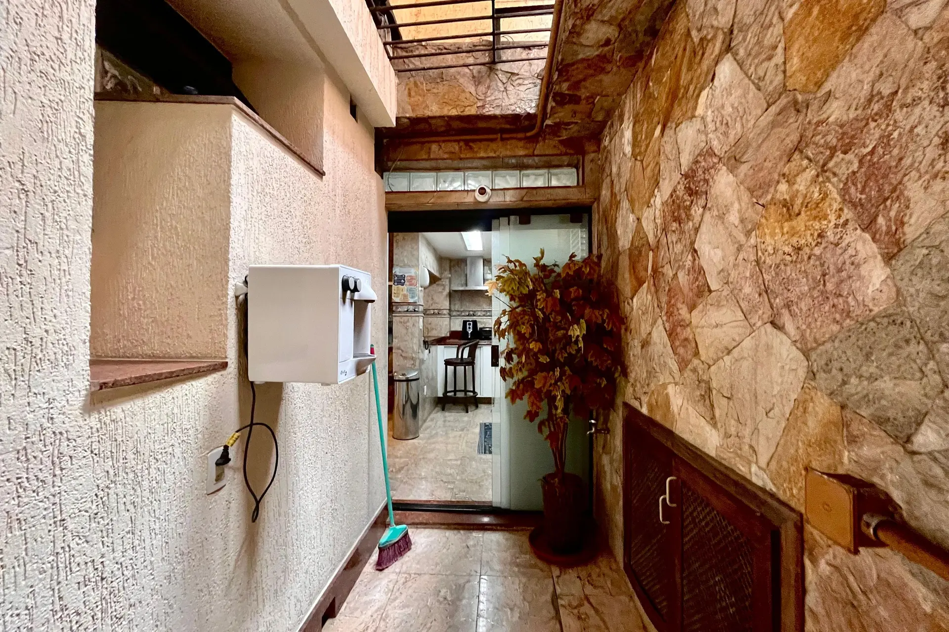 Furnished house with a separate kitchen and balcony — photo 35