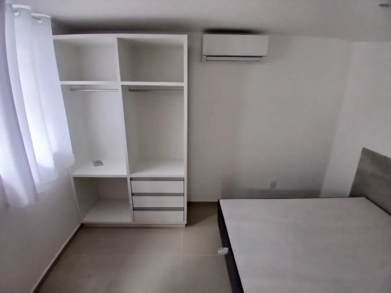 Furnished 1-bedroom apartment with a balcony and no parking — photo 2