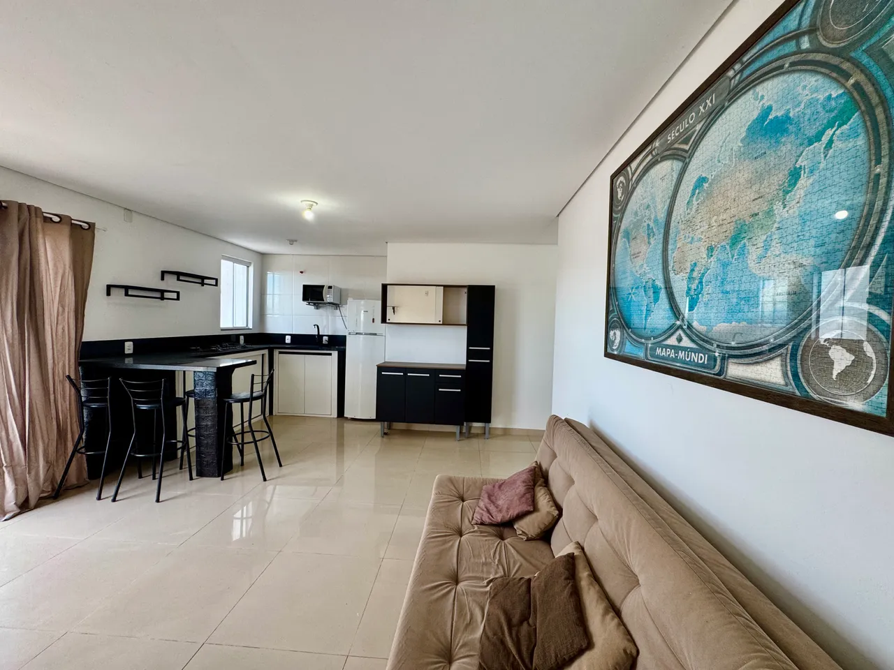Furnished 2-bedroom apartment with 1 suite — photo 8