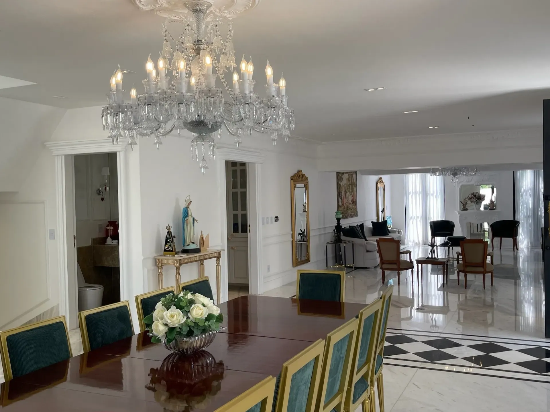 Casa mobiliada com 5 quartos, 5 banheiros e 1.000 m² — photo 15