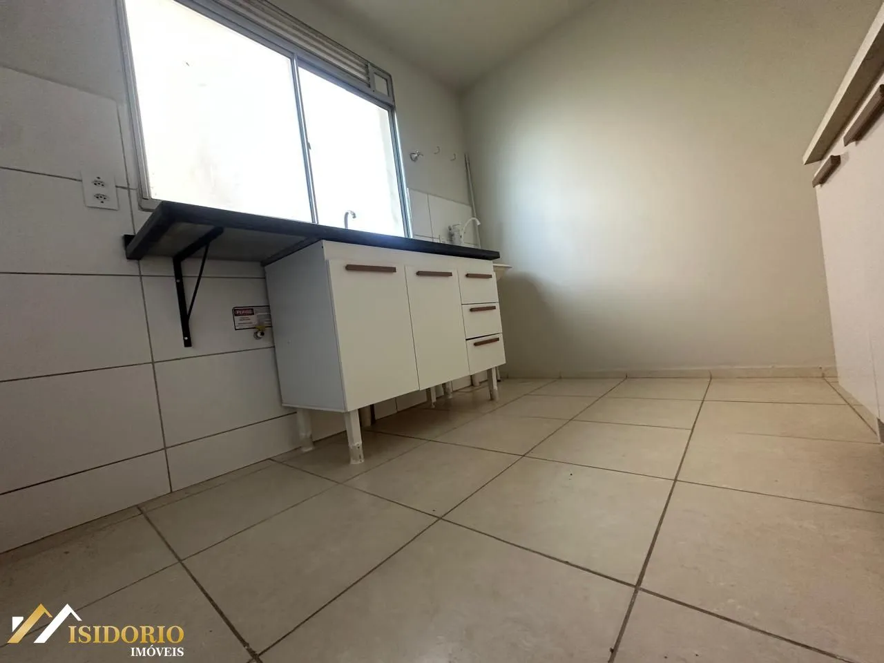 1-bedroom apartment with parking and a private BBQ — photo 5