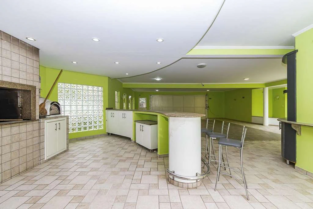 House with 3 bedrooms, gas cooking, 550 m² — photo 2