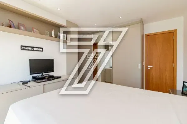 Furnished 3-bedroom apartment on the 13th floor — photo 48