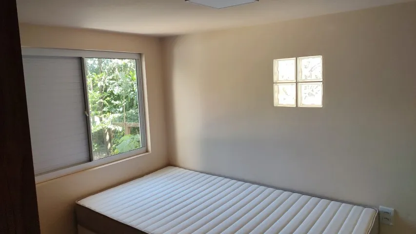 Furnished studio with 1 bedroom and a modern look — photo 5