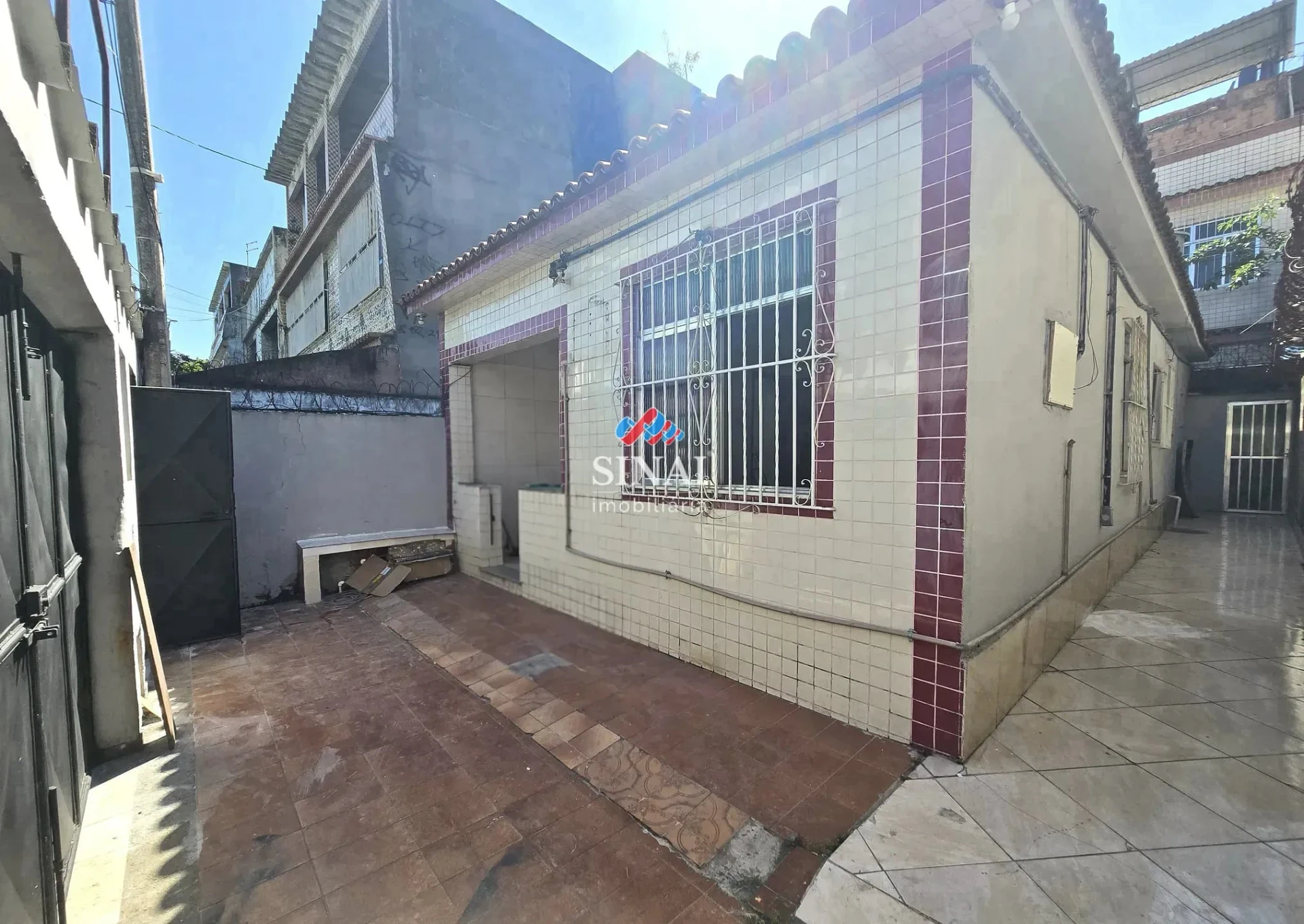 Будинок на 3 спальні 254 м² з 1 місцем для авто — photo 24