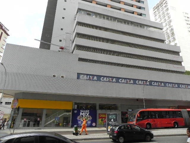 Furnished 1-bedroom apartment with a balcony — photo 17