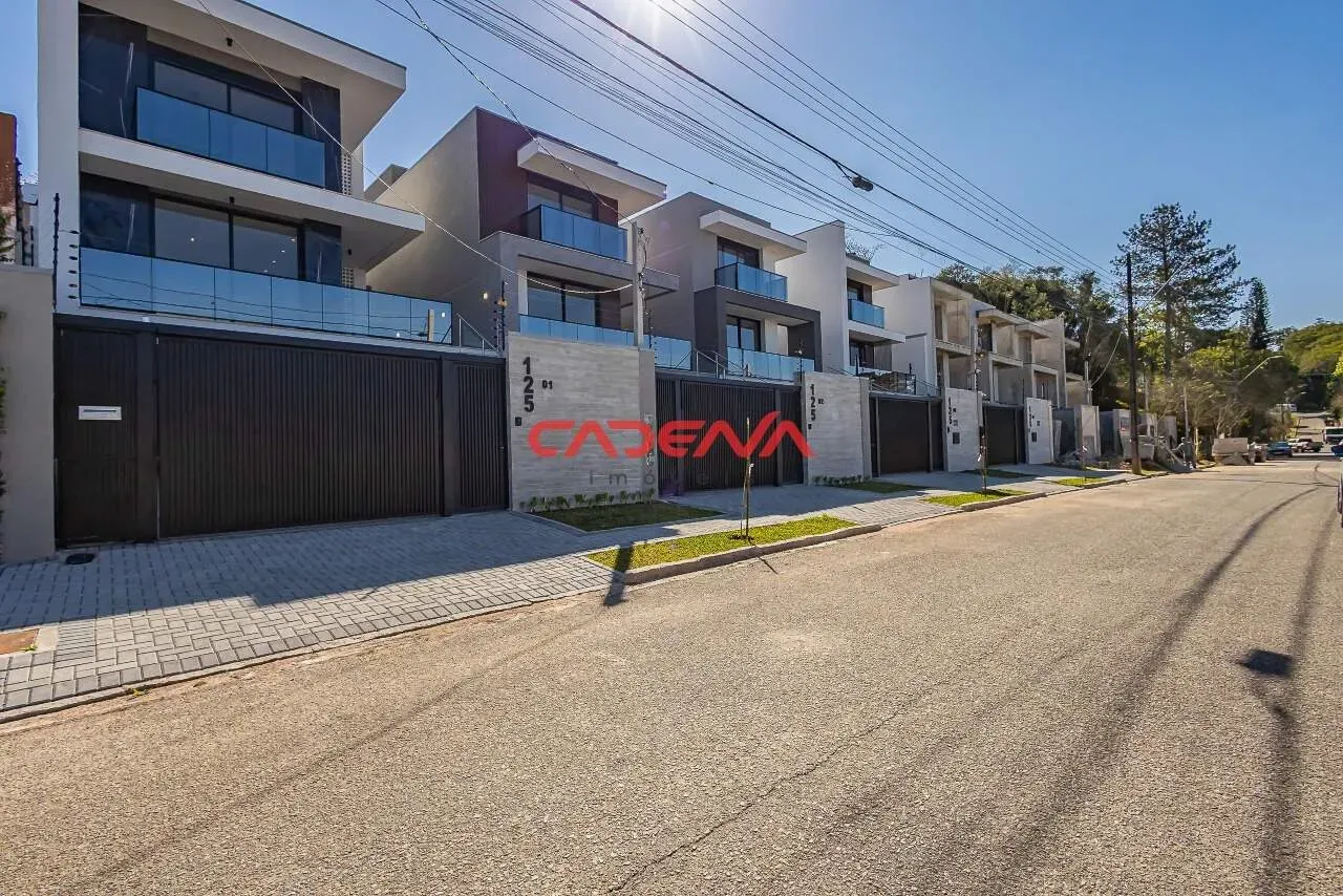 House with 4 bedrooms and 306 m² plus a balcony — photo 30