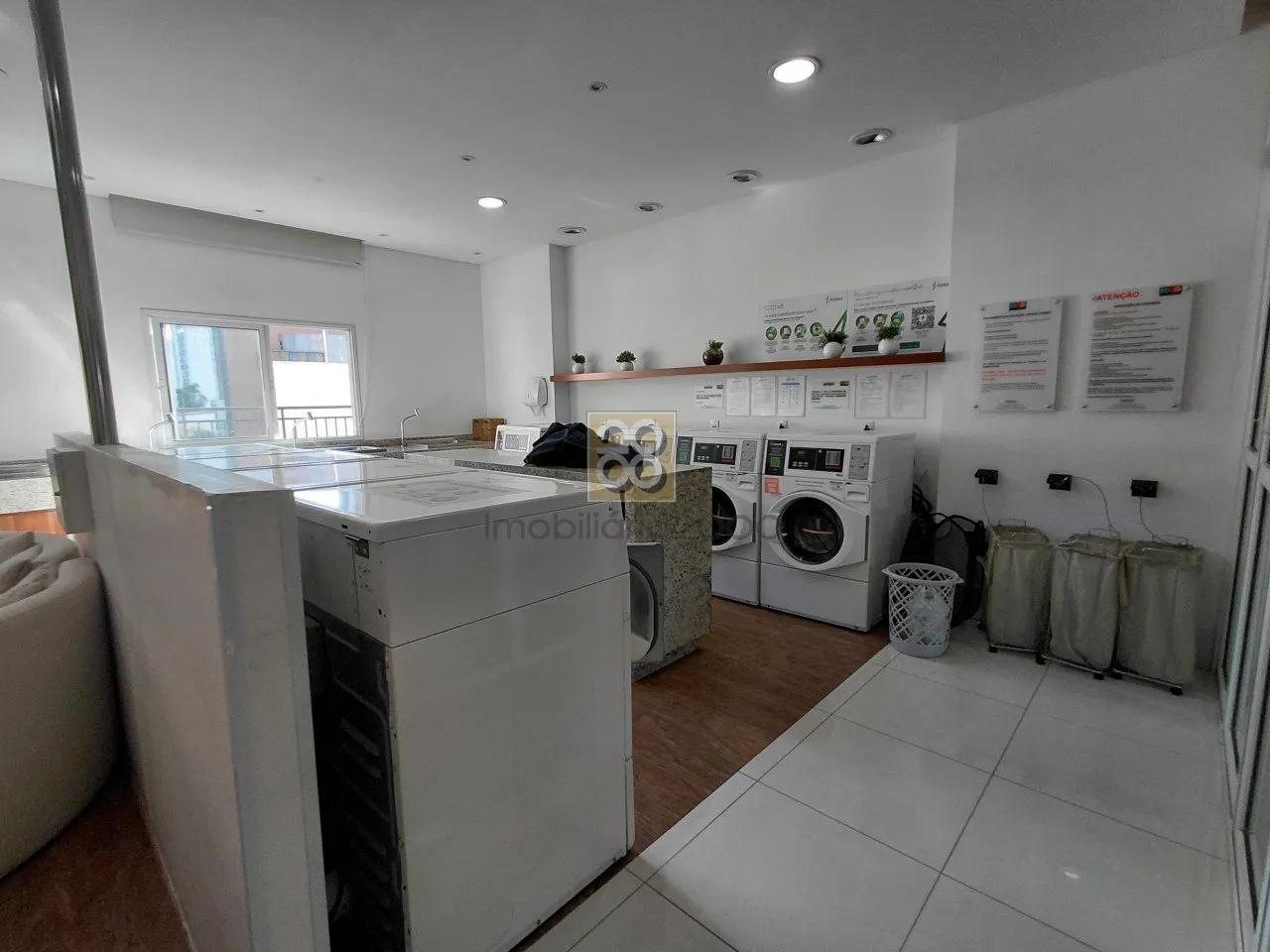 Apartamento de 1 dormitorio con cocina abierta y aire — photo 18
