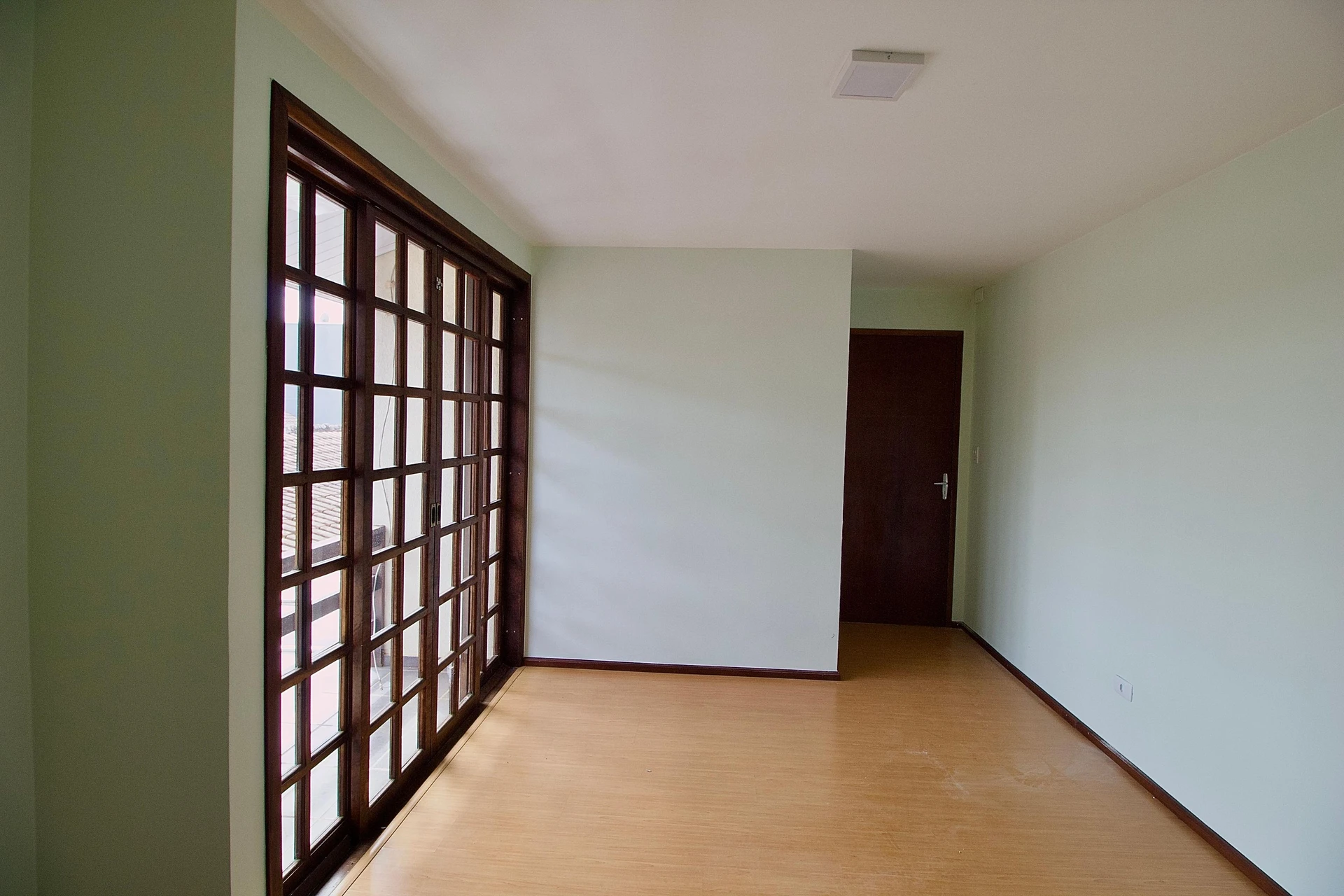 4-bedroom house with a garden in Curitiba — photo 14