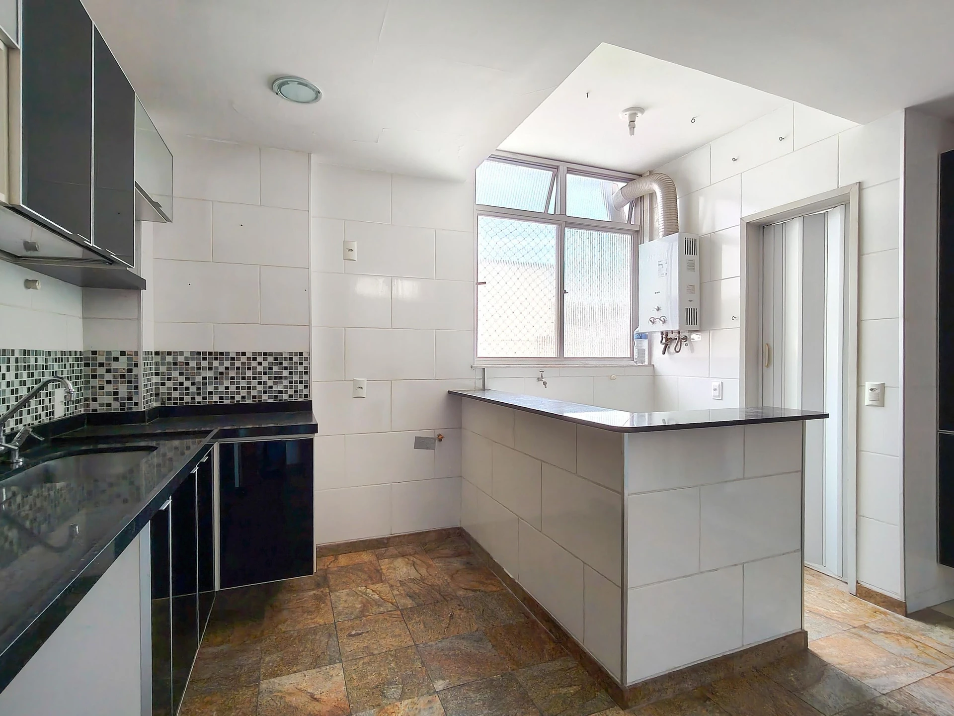 Apartamento para alugar com 3 quartos e área de trabalho — photo 11