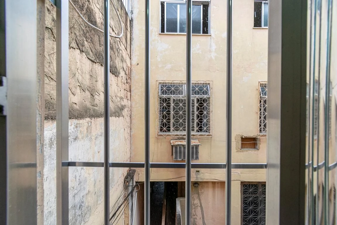 2-bedroom apartment with 1 bathroom, no parking — photo 33