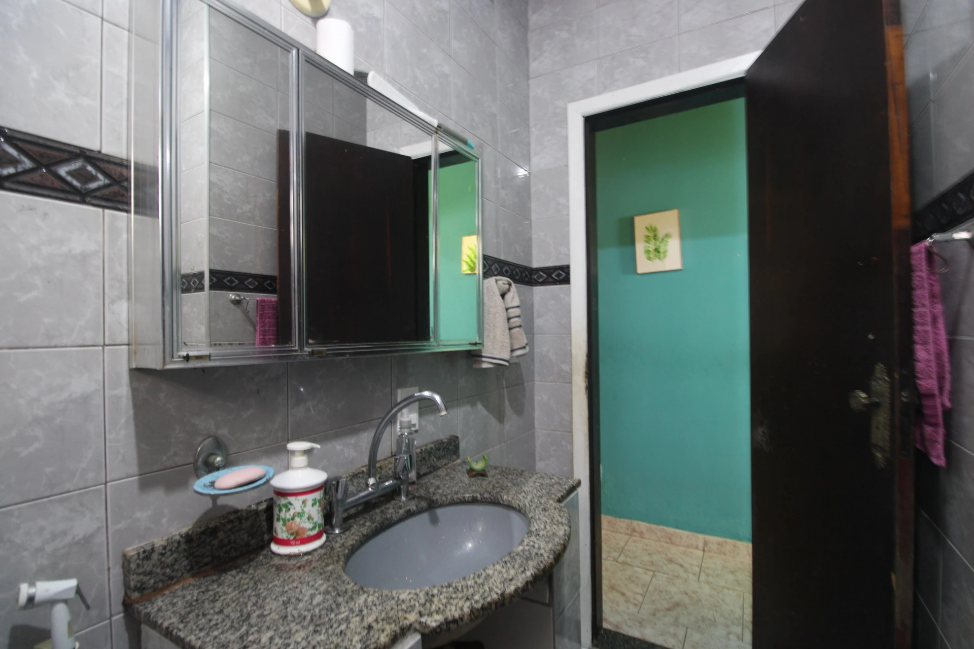 Furnished house with 6 bedrooms and 4 bathrooms — photo 7