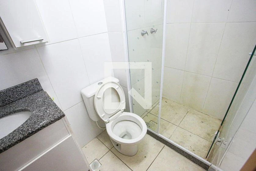 2-bedroom apartment in a building with a gym — photo 31