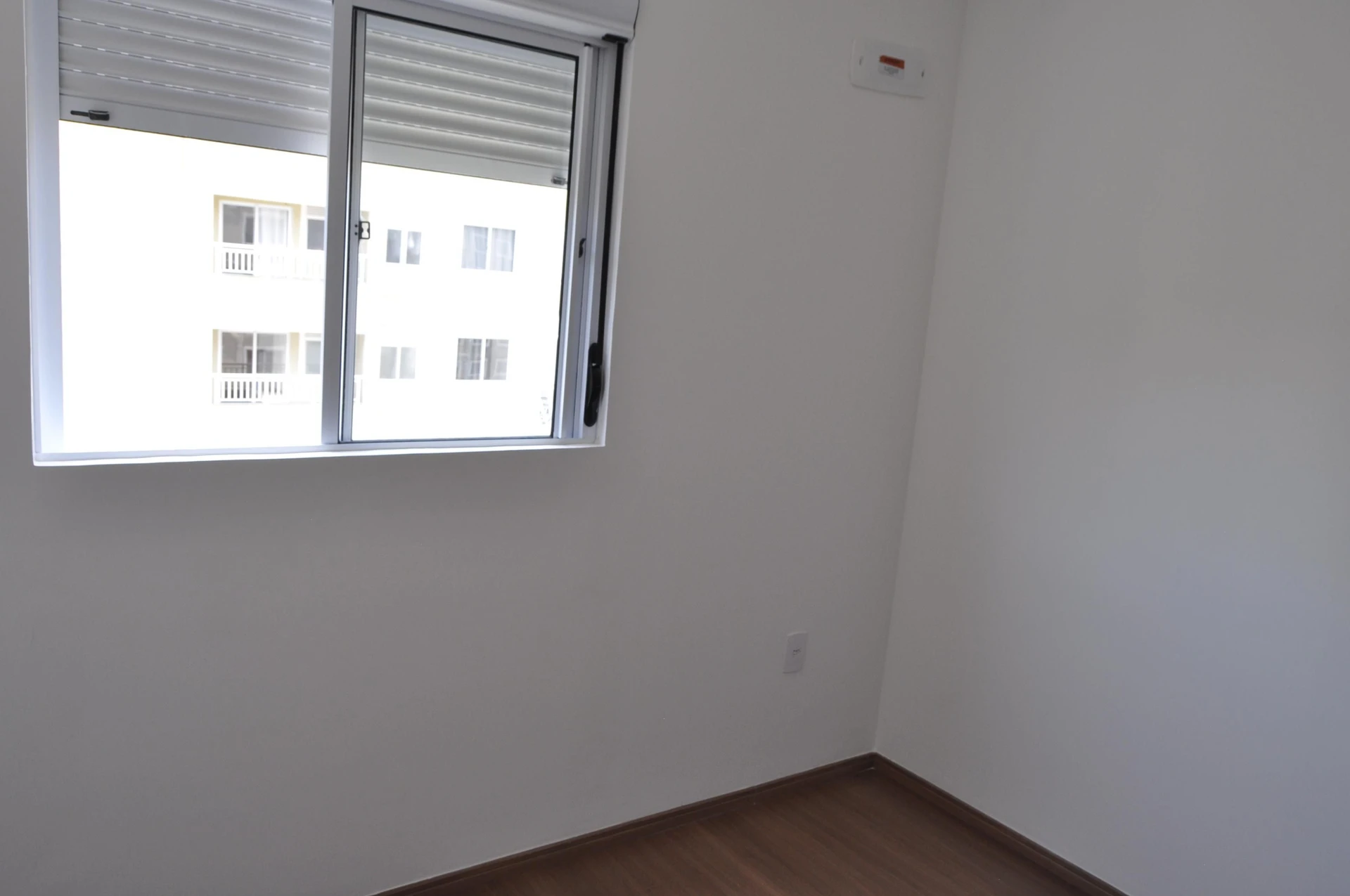Mountain view in a 2-bedroom apartment, 42 m² — photo 17