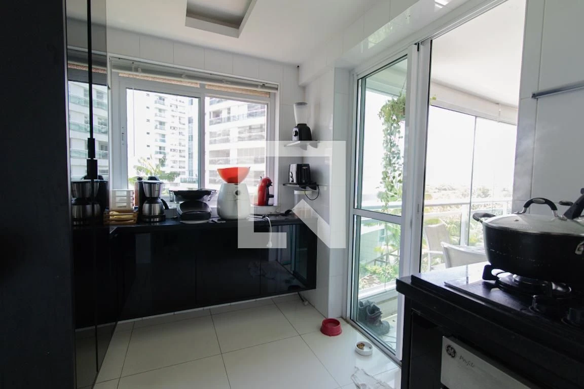 Mountain view in a 3-bedroom apartment, 107 m² — photo 43
