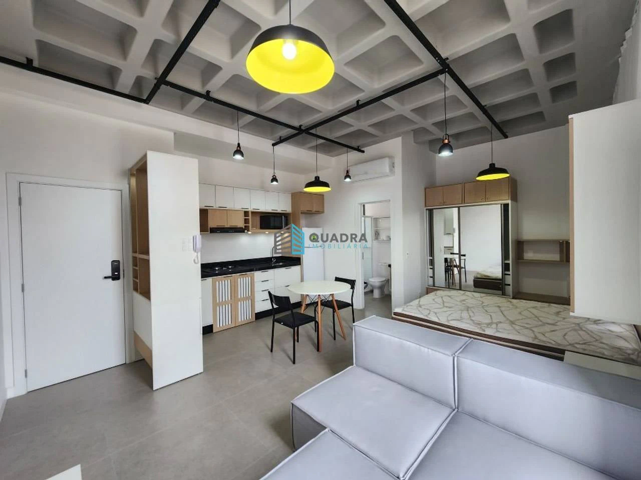 Furnished apartment, 34 m², with a home office — photo 10