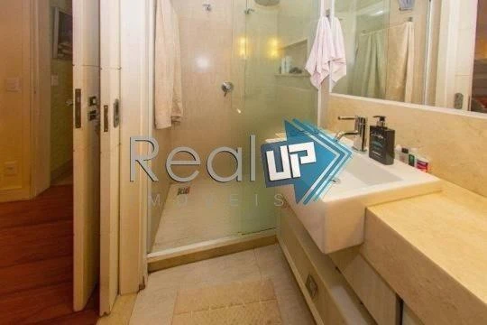 Cobertura triplex com 4 dormitórios e 6 banheiros — photo 5