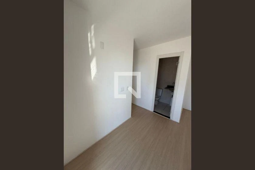 Apartamento de 3 quartos em condomínio com piscina — photo 13