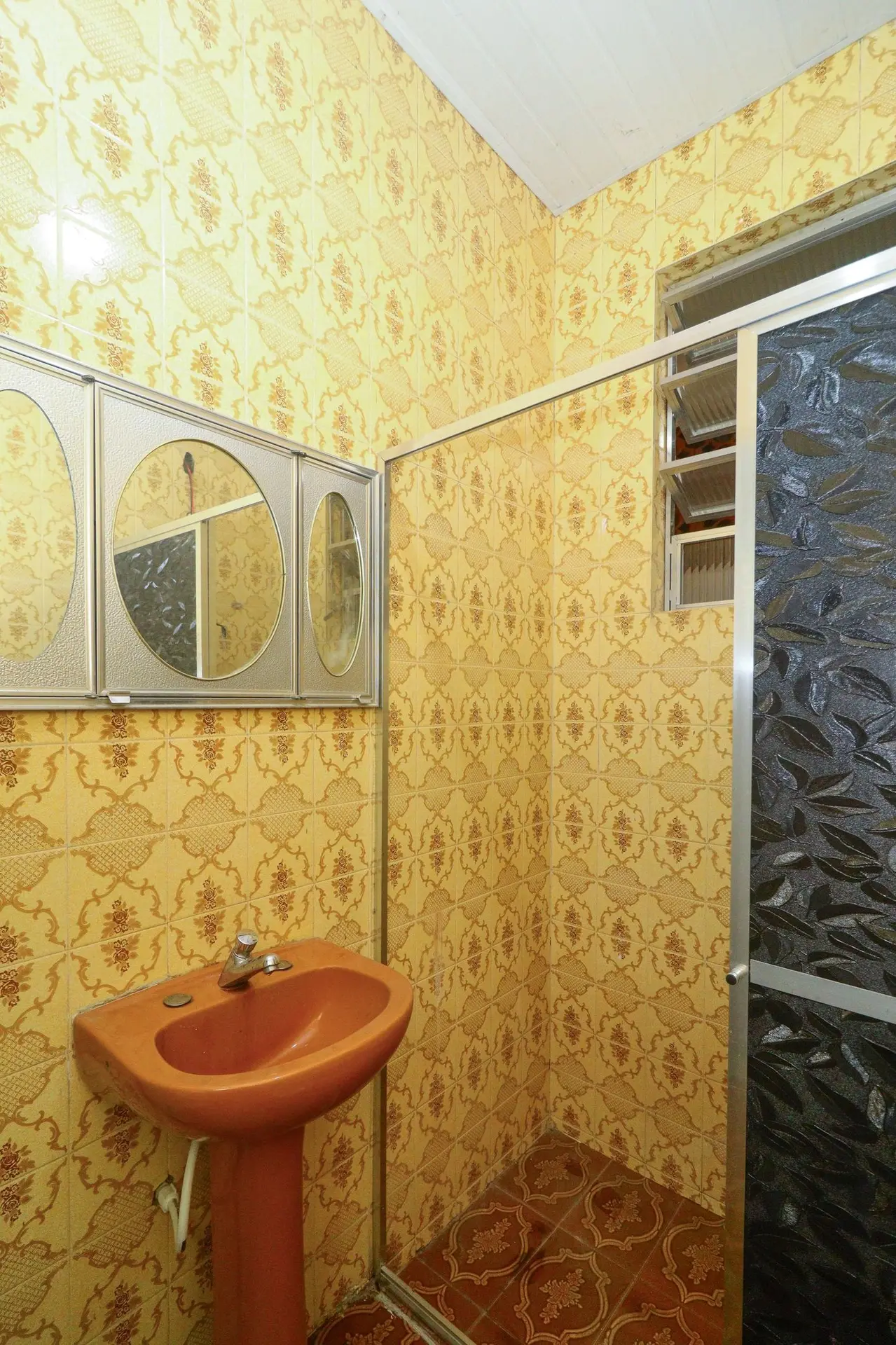 Будинок із 3 спальнями та садом — photo 32