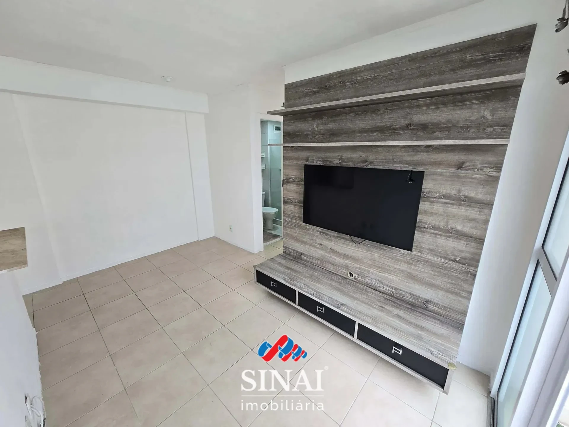 Apartamento de 2 quartos em condomínio com piscina — photo 6