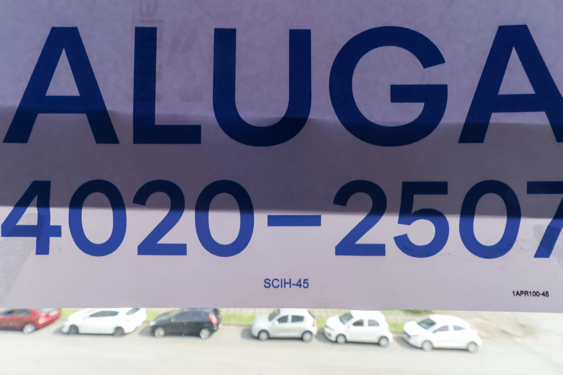 3-bedroom apartment with a grill on the balcony in Curitiba — photo 48