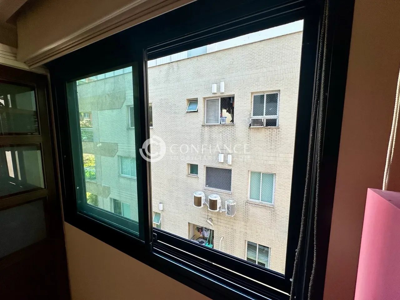 Apartamento de 230 m² com 2 quartos e armários embutidos — photo 17