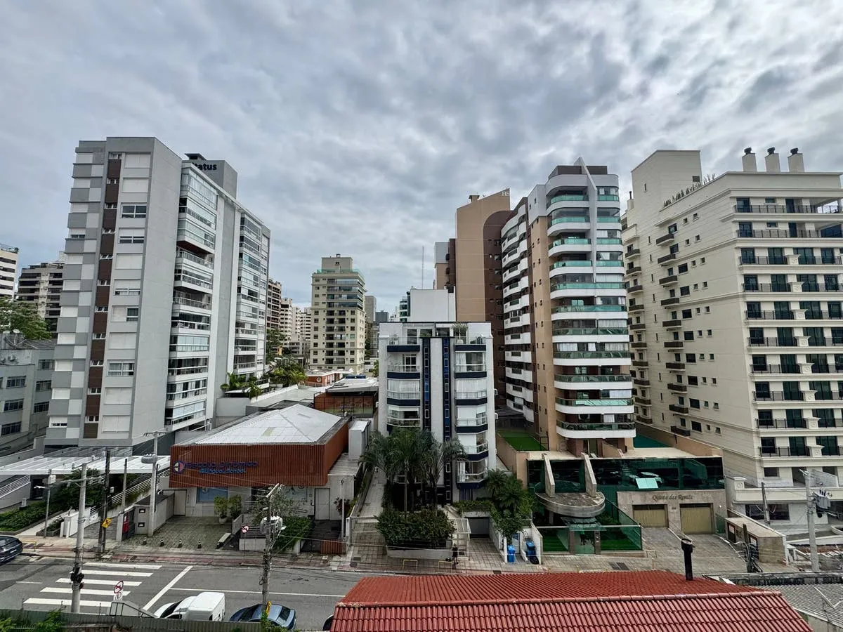Вид на воду и 3 спальни: квартира 95 м² — photo 43