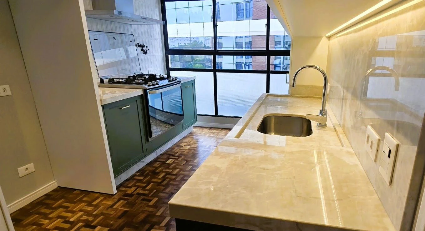 2-bedroom apartment with a washing machine in Curitiba — photo 4