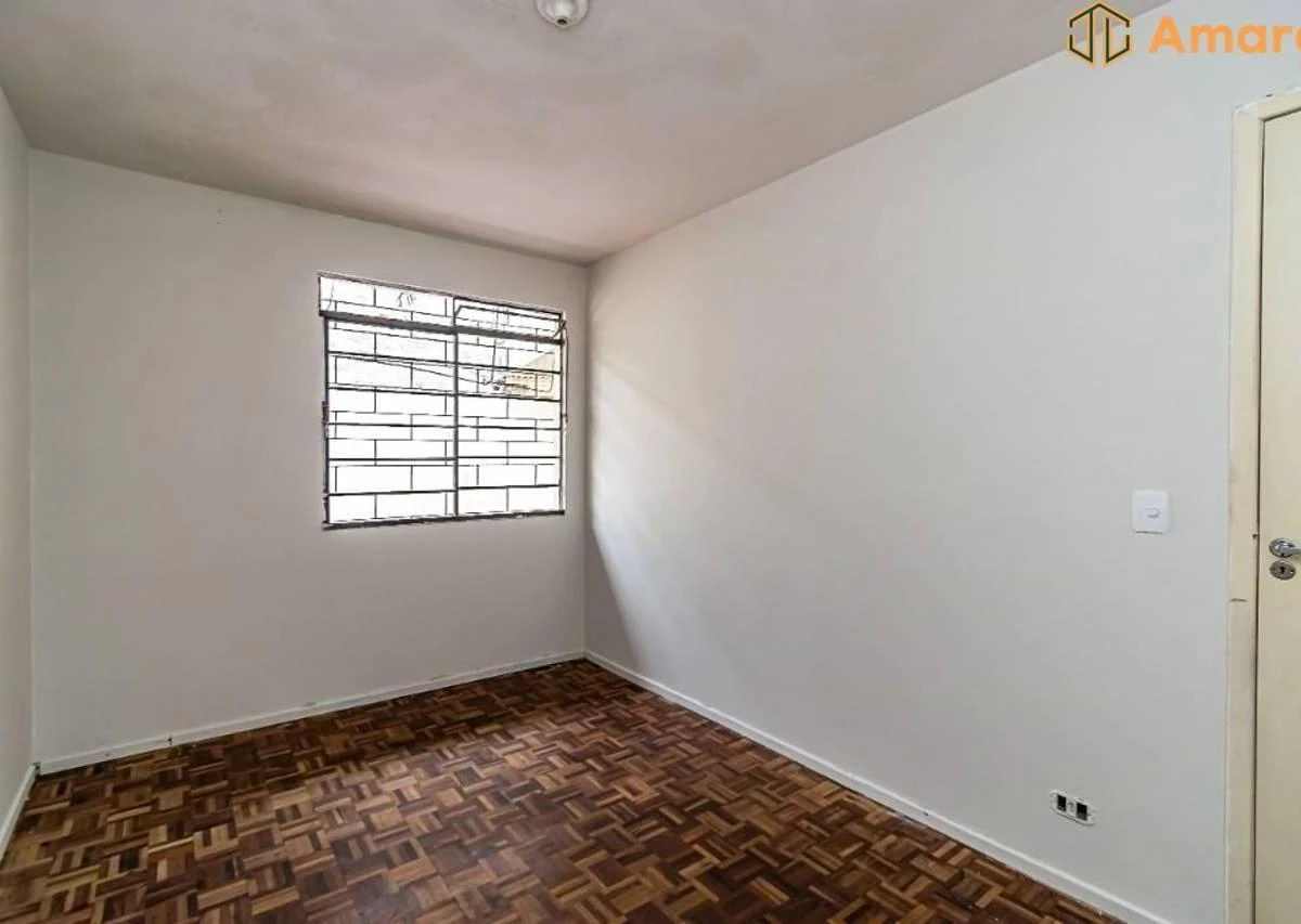Wood or laminate floors in a 3-bedroom house, 75 m² — photo 23