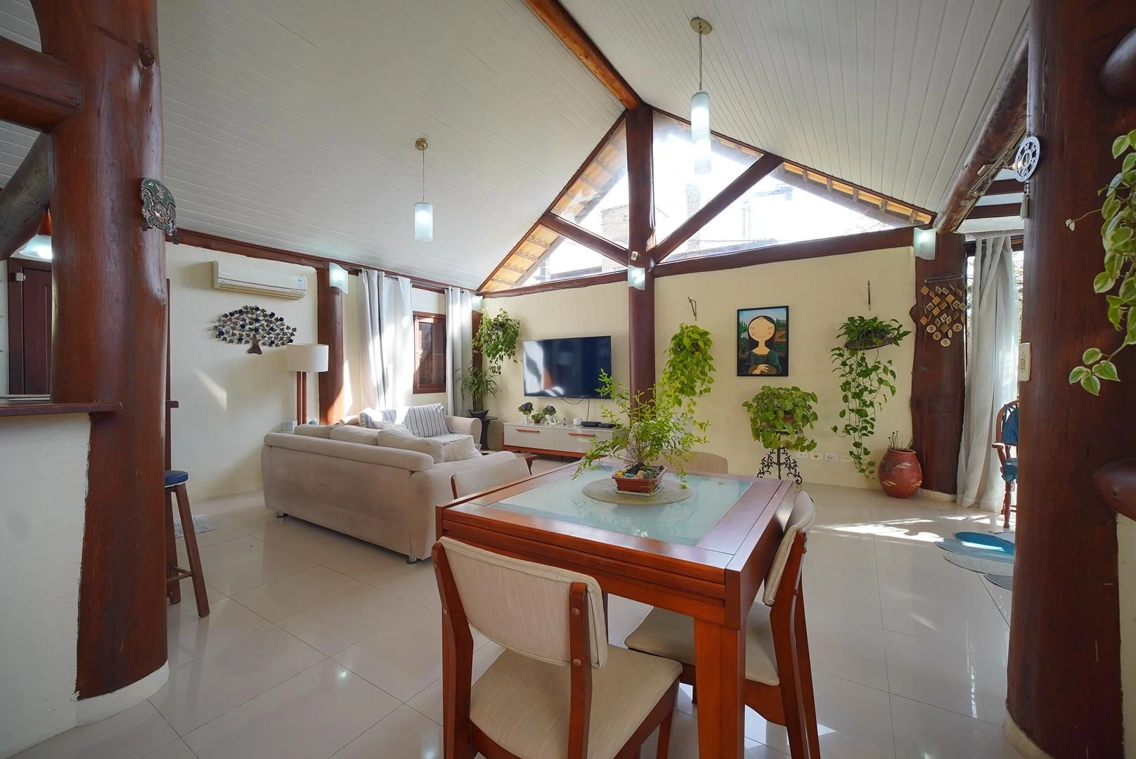 Garden in a 3-bedroom house, 225 m² — photo 15