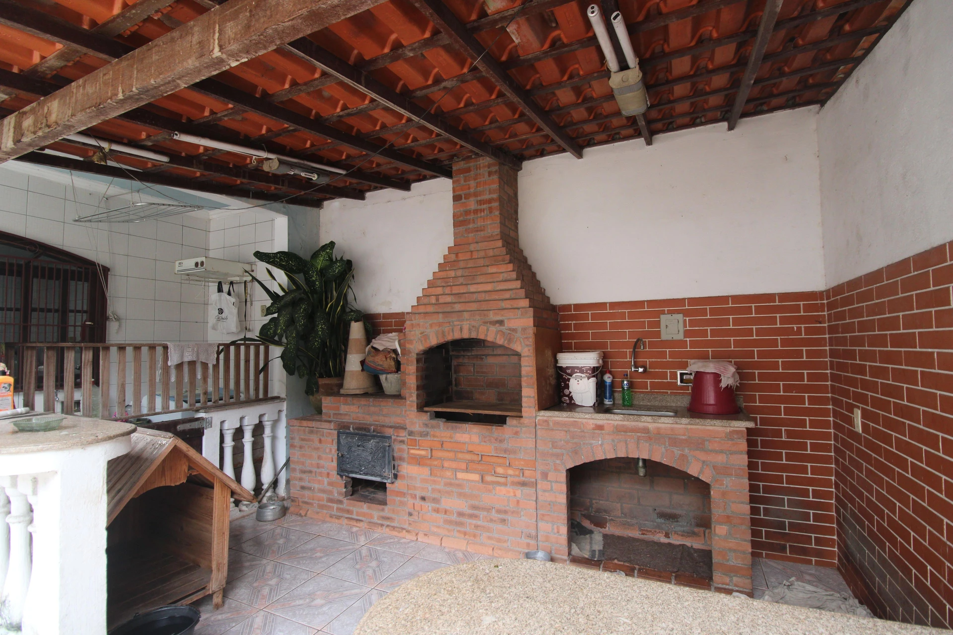 Furnished house with 6 bedrooms and 4 bathrooms — photo 11