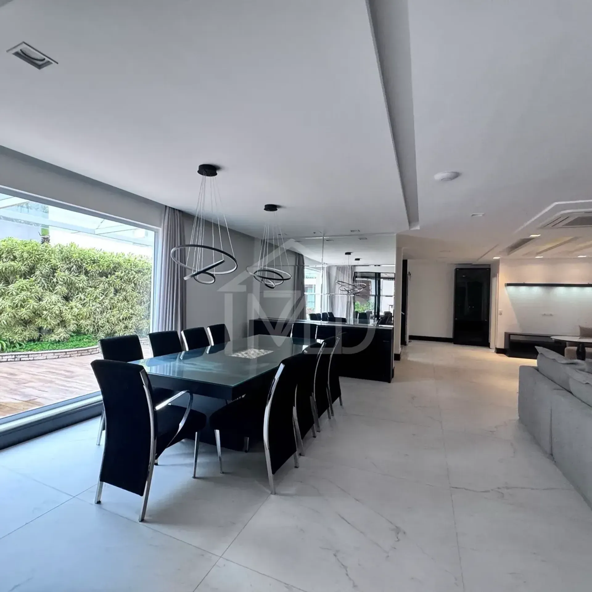 Furnished house with 4 bedrooms and 5 bathrooms, open kitchen — photo 15