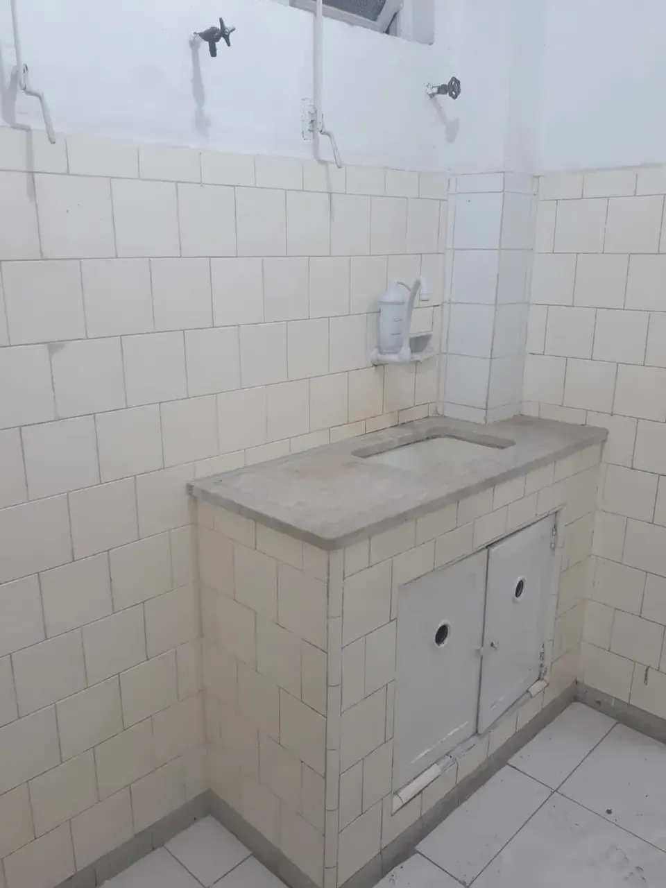 Unfurnished apartment with 1 bedroom and 1 bathroom — photo 2
