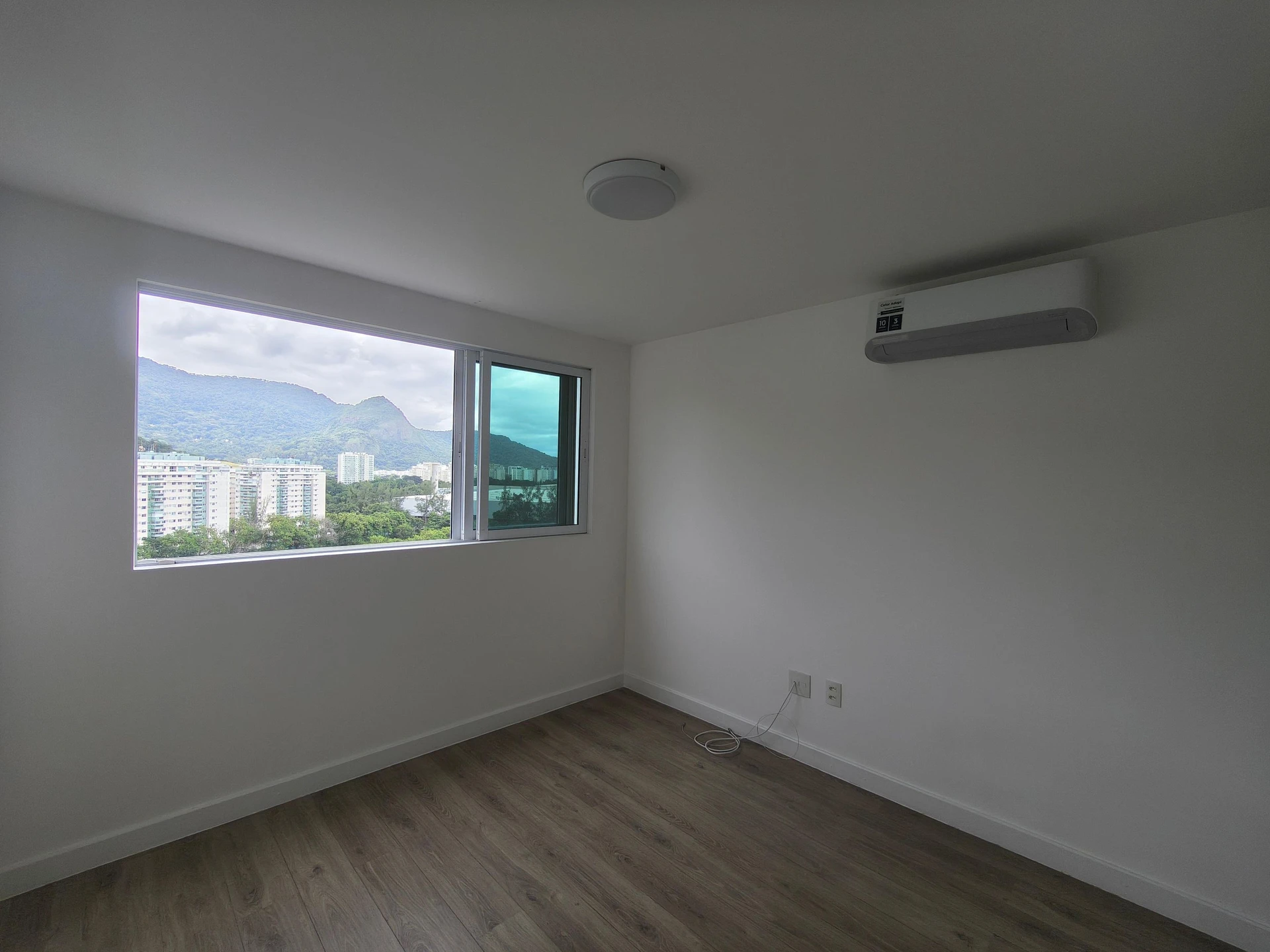 Apartamento, 82 m², com janelas do piso ao teto — photo 20