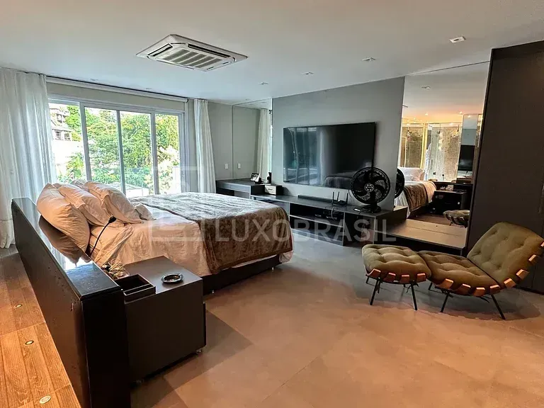 Casa moderna com 3 quartos e 5 vagas de garagem — photo 39