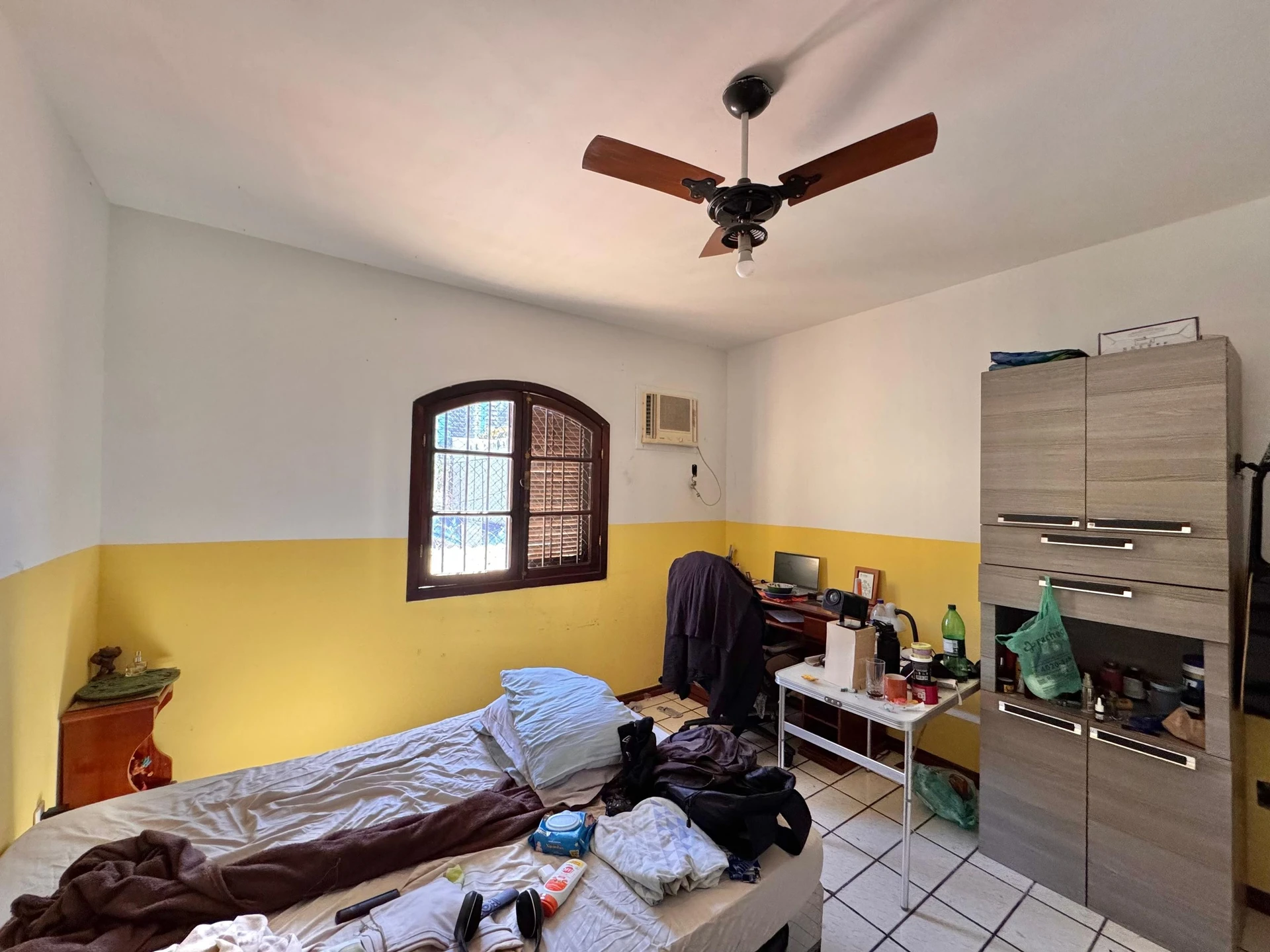 Casa amueblada con aire acondicionado, 4 dormitorios y 3 baños — photo 9