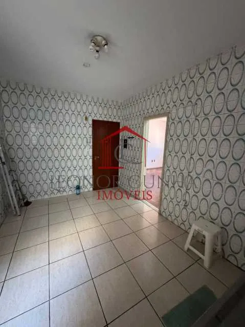 Балкон с грилем и 2 спальни: квартира 85 м² — photo 11
