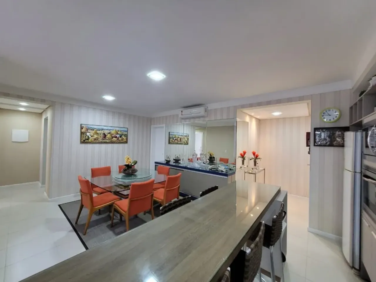 Apartamento de 3 dormitorios con cocina abierta a gas — photo 15